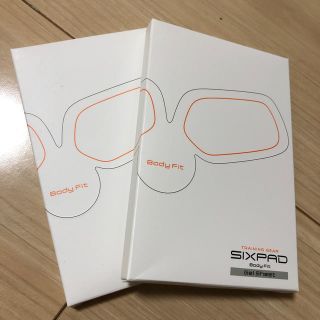 シックスパッド(SIXPAD)の【nana 様専用】SIXPAD ボディフィットジェルシート(トレーニング用品)