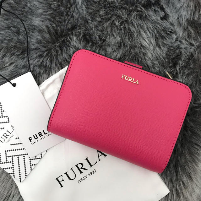 Furla - 新品☆FURLA(フルラ)ピンク リップスティック レザー 折り財布