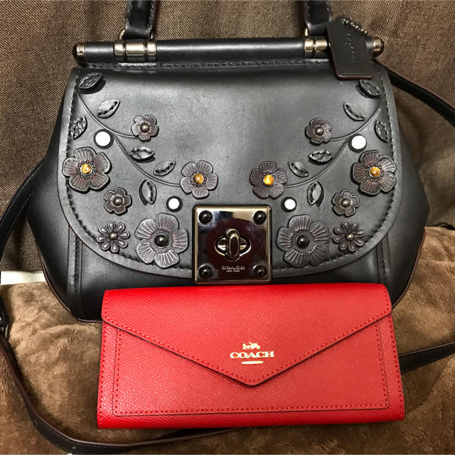 COACH(コーチ)のコーチ　coach ドリフター　フローラル  ショルダー  バッグ レディースのバッグ(ショルダーバッグ)の商品写真