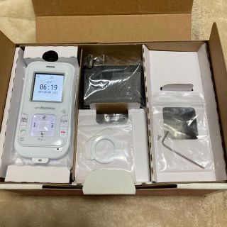 エヌティティドコモ(NTTdocomo)の未使用品　docomo HW-02C ドコモキッズケータイ(携帯電話本体)