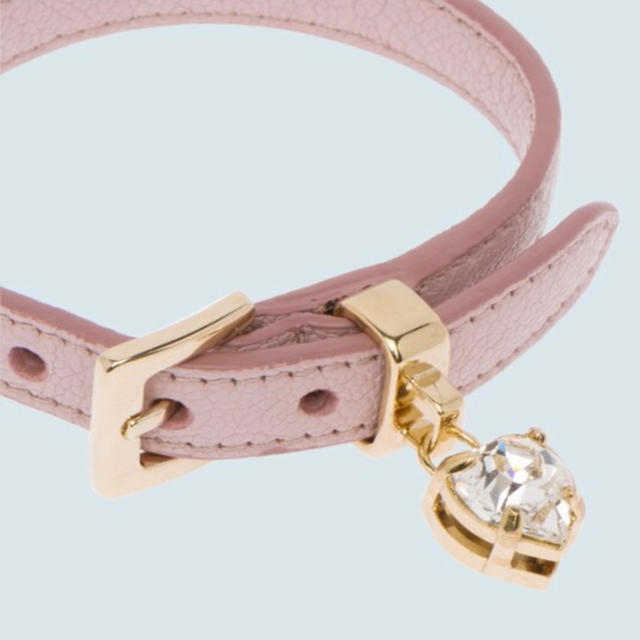 miumiu ブレスレット ハートビジューの通販 by ❕|ミュウミュウならラクマ - miumiu クリスタル付きマドラスレザー 安い超特価