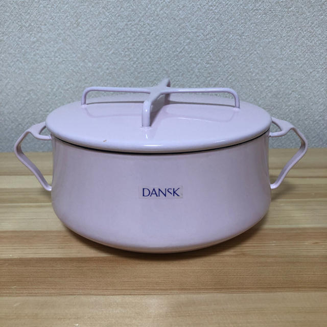 DANSK(ダンスク)のダンスク 両手鍋 18cm ピンク dansk コベンスタイル インテリア/住まい/日用品のキッチン/食器(鍋/フライパン)の商品写真