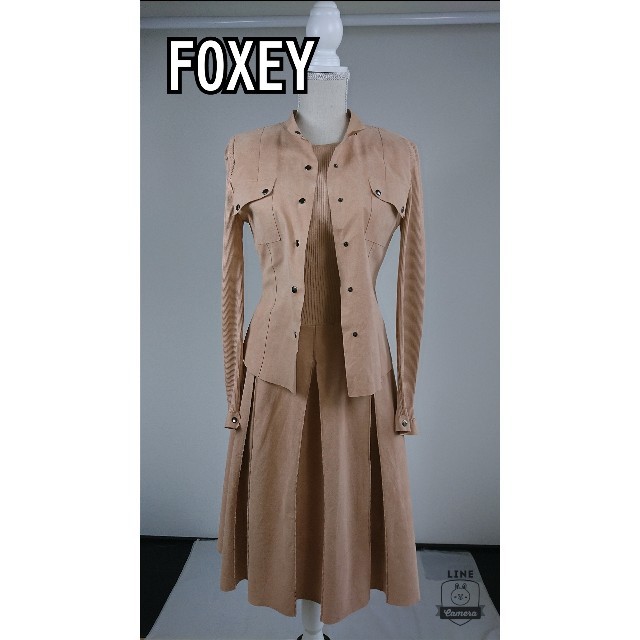 FOXEY(フォクシー)の美品♪ フォクシー  スウェード切り返しワンピース レディースのワンピース(ひざ丈ワンピース)の商品写真