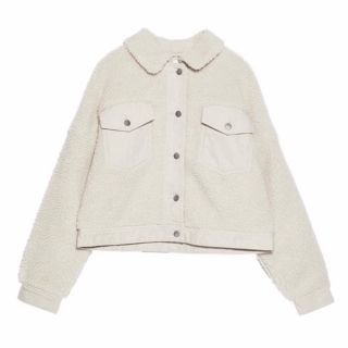 ザラ(ZARA)のボア生地コンビジャケット残り1点(ブルゾン)