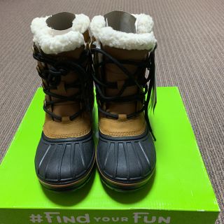 クロックス(crocs)のクロックスブーツ　22センチ　新品未使用(ブーツ)