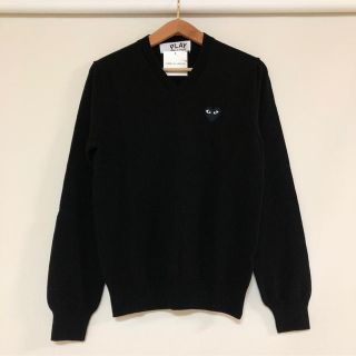 COMME des GARCONS - 新品 プレイ コムデギャルソン Vネック セーター