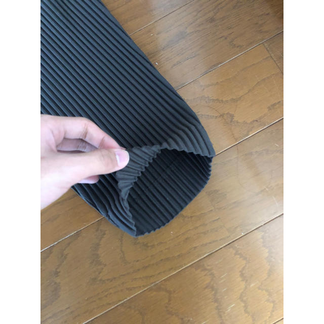 PLEATS PLEASE ISSEY MIYAKE(プリーツプリーズイッセイミヤケ)のイッセイミヤケ プリーツプリーズ パンツ グレー メンズのパンツ(その他)の商品写真