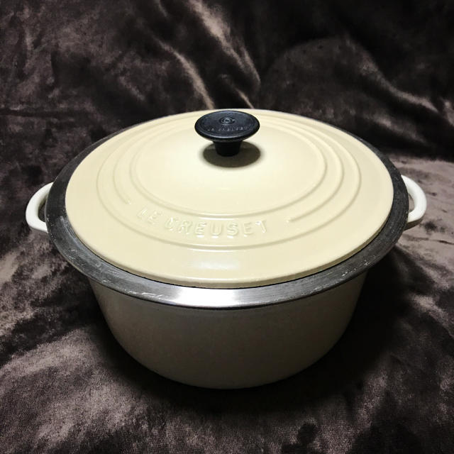 LE CREUSET(ルクルーゼ)のルクルーゼ　鍋　22 スチーマー付 インテリア/住まい/日用品のキッチン/食器(鍋/フライパン)の商品写真