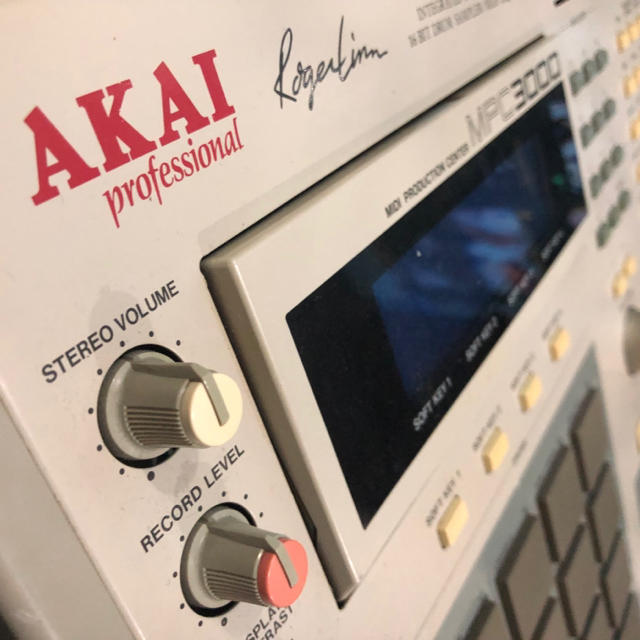 AKAI MPC3000