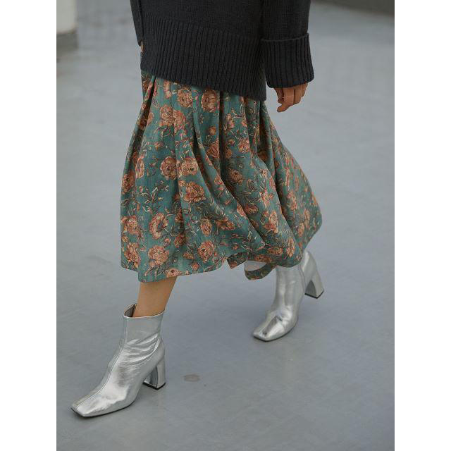 Ameri VINTAGE(アメリヴィンテージ)のAMERI  CHARLOTTE FLARE SKIRT レディースのスカート(ロングスカート)の商品写真
