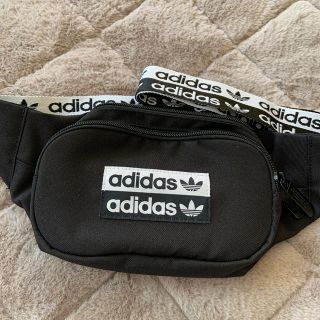 アディダス(adidas)のウエストポーチ(ウエストポーチ)