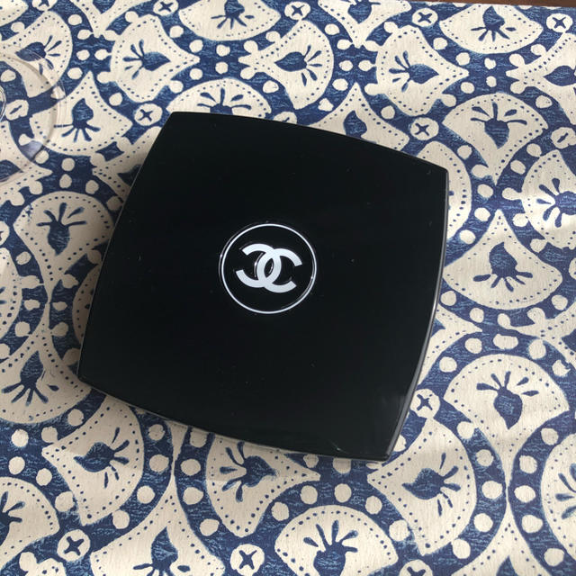 CHANEL(シャネル)のシャネル チーク 69番 フルールドゥロテュス コスメ/美容のベースメイク/化粧品(チーク)の商品写真