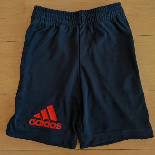 アディダス(adidas)のadidas アディダス ハーフパンツ黒　
サイズ130
(パンツ/スパッツ)