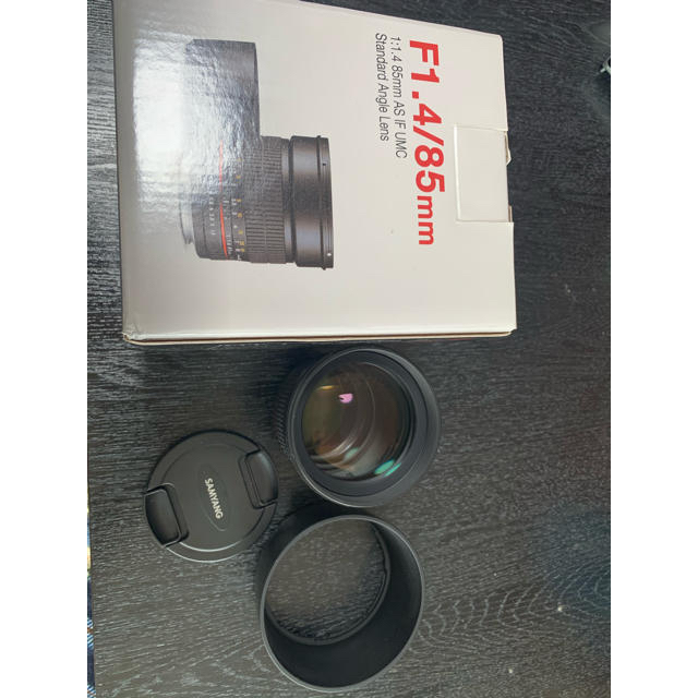 美品　SAMYANG  サムヤン Ｆ1.4/85mm キヤノン用