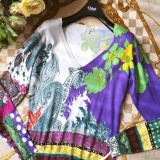 エトロ(ETRO)のエトロ Vネックシルクニット 40(ニット/セーター)