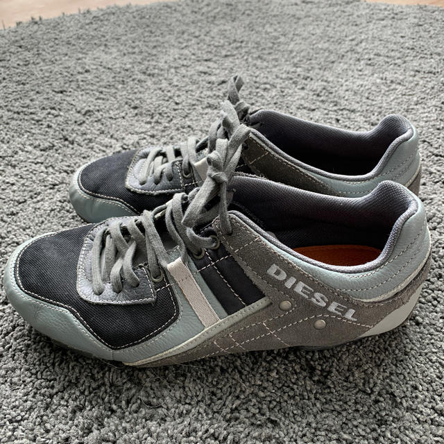 DIESEL(ディーゼル)のディーゼル　スニーカー メンズの靴/シューズ(スニーカー)の商品写真