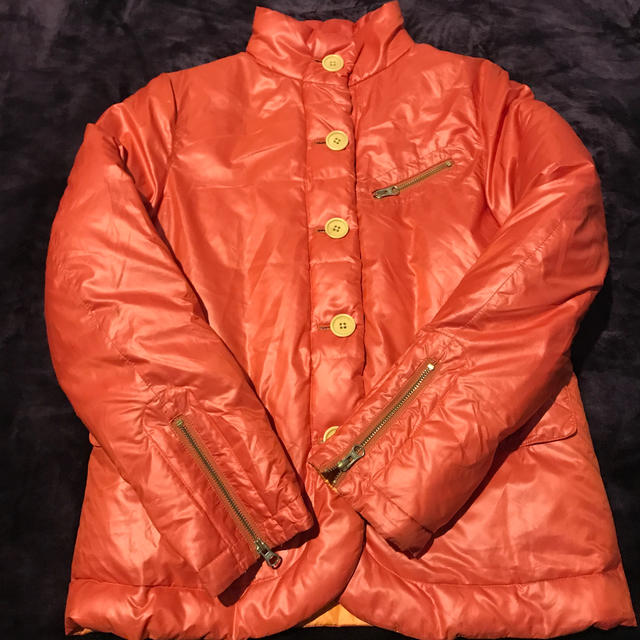 ユニバーサルランゲージ　オレンジダウンM レディースのジャケット/アウター(ダウンジャケット)の商品写真