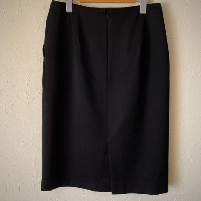 ADORE(アドーア)のADORE 黒スカート レディースのスカート(ひざ丈スカート)の商品写真