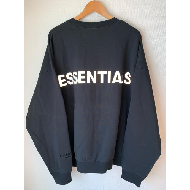 FEAR OF GOD(フィアオブゴッド)のXL 新品 FOG Essentials Crew Neck Ref 黒  メンズのトップス(スウェット)の商品写真