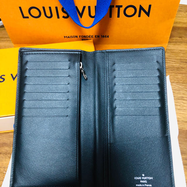 ルイヴィトン ポルトフォイユ ブラザ 長財布 エピ ルイヴィトン ポルトフォイユ ブラザ 長財布 エピ