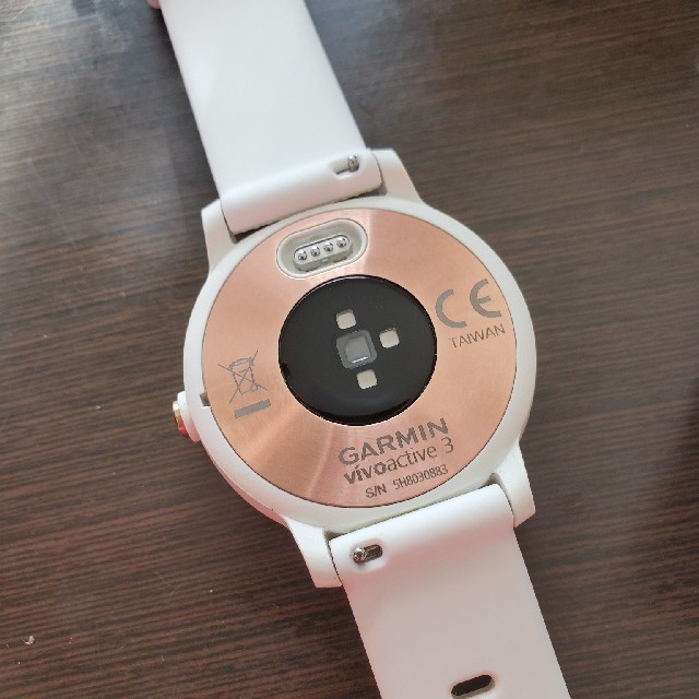 GARMIN(ガーミン)のガーミン　vivoactive3 メンズの時計(腕時計(デジタル))の商品写真