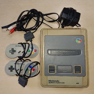 スーパーファミコン(スーパーファミコン)のスーパーファミコン 本体セット (家庭用ゲーム機本体)