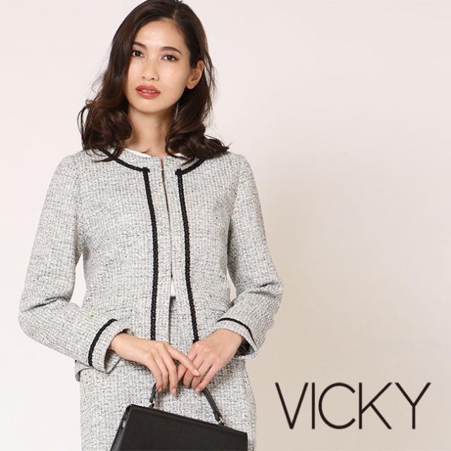 VICKY(ビッキー)のVICKY 2019年 3.7万 ラメツイードノーカラージャケット 新品 レディースのジャケット/アウター(ノーカラージャケット)の商品写真