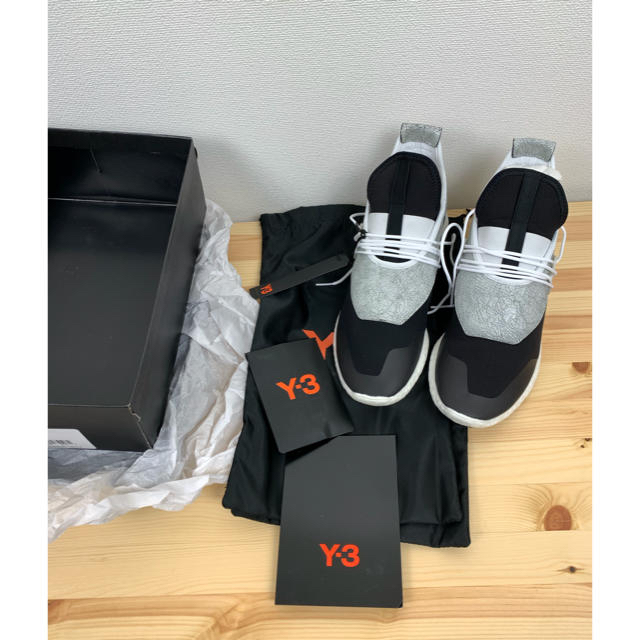 Y-3(ワイスリー)の未使用 Y-3 ワイスリー ヨウジヤマモト スニーカー ELLE RUN メンズの靴/シューズ(スニーカー)の商品写真