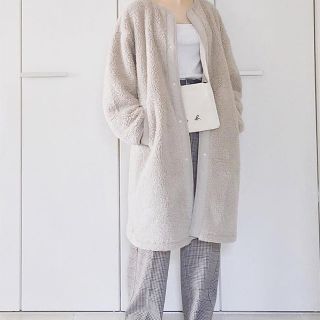 ユニクロ(UNIQLO)のユニクロ☆ボアフリースノーカラーコート☆ナチュラル☆Lサイズ☆新品(毛皮/ファーコート)