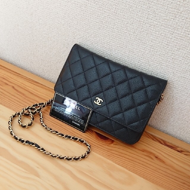 国内正規品 定価15万 CHANEL シャネル ボーイシャネル ラムスキン長