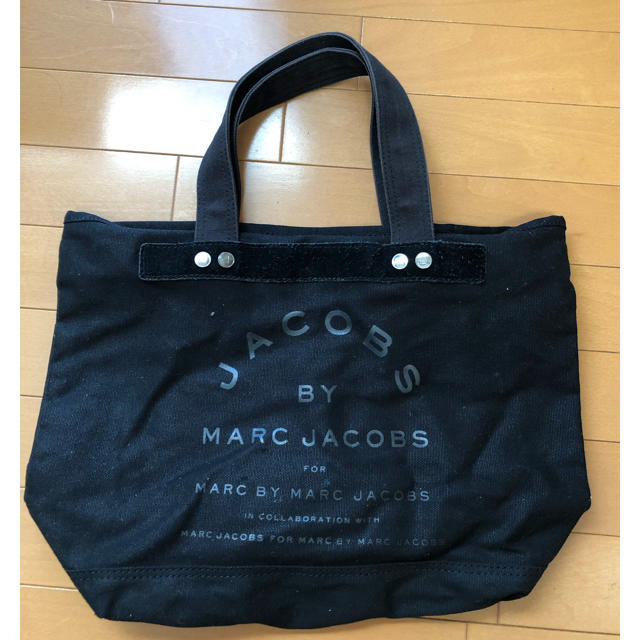 MARC BY MARC JACOBS(マークバイマークジェイコブス)のマークバイマークジェイコブズ❤︎黒トートバッグ レディースのバッグ(トートバッグ)の商品写真