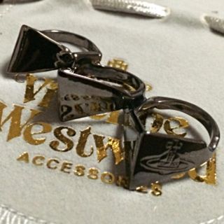 ヴィヴィアンウエストウッド(Vivienne Westwood)のヴィヴィアン アーマーリング(リング(指輪))