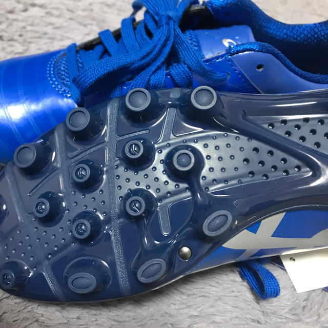 asics(アシックス)の新品　未使用　サッカー　スパイク　アシックス24.0 スポーツ/アウトドアのサッカー/フットサル(シューズ)の商品写真