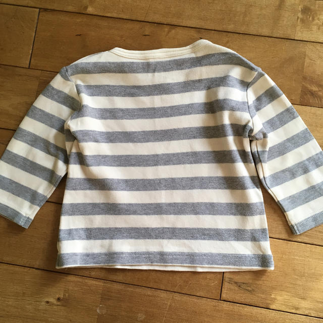 MUJI (無印良品)(ムジルシリョウヒン)のボーダーカットソー 80㎝ キッズ/ベビー/マタニティのベビー服(~85cm)(シャツ/カットソー)の商品写真