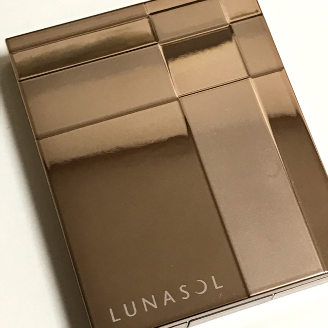 LUNASOL(ルナソル)のルナソル　ジェミネイトアイズN 05 RB コスメ/美容のベースメイク/化粧品(アイシャドウ)の商品写真