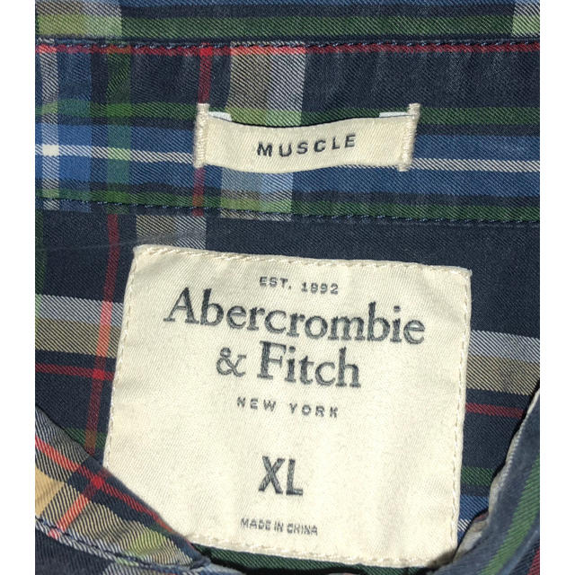 Abercrombie&Fitch(アバクロンビーアンドフィッチ)のAbercrombie&fitch アバクロ チェックシャツ ネイビー×イエロー メンズのトップス(シャツ)の商品写真