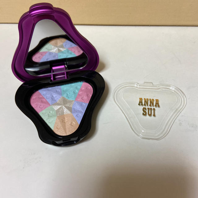ANNA SUI(アナスイ)の新品未使用限定品アナスイフェイスパウダ01箱なし コスメ/美容のベースメイク/化粧品(フェイスパウダー)の商品写真