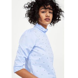 ザラ(ZARA)の新品☆ZARA ザラ スパンコール付きトップス(Tシャツ(長袖/七分))