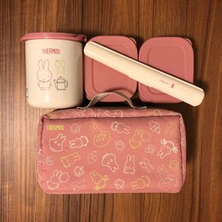 サーモス(THERMOS)のxxxminseoj様専用　サーモス保温弁当箱　DBQ-252B  ミッフィー(弁当用品)