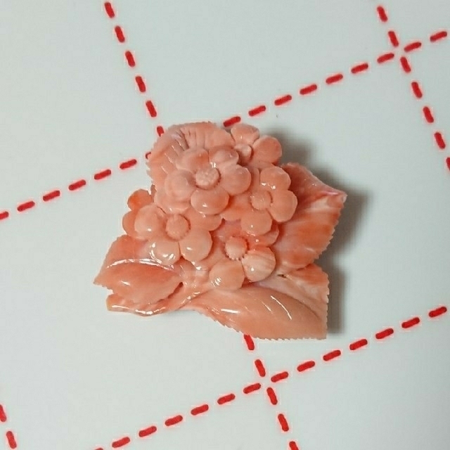 サンゴ 珊瑚 ブローチ ネックレス ペンダント トップ 着物 帯留め ピンク