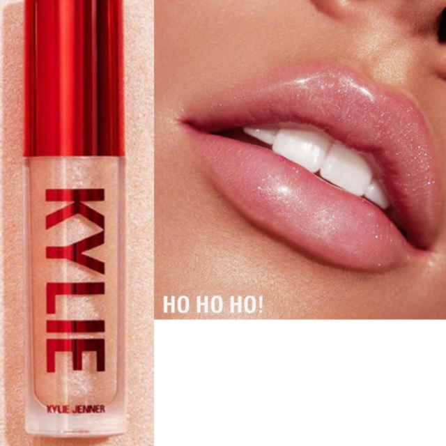 Kylie Cosmetics(カイリーコスメティックス)のかりんさま専用 コスメ/美容のベースメイク/化粧品(リップグロス)の商品写真