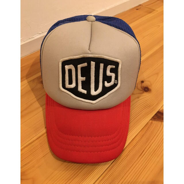 Deus ex Machina(デウスエクスマキナ)の【美品】　デウス　Deus メッシュキャップ メンズの帽子(キャップ)の商品写真