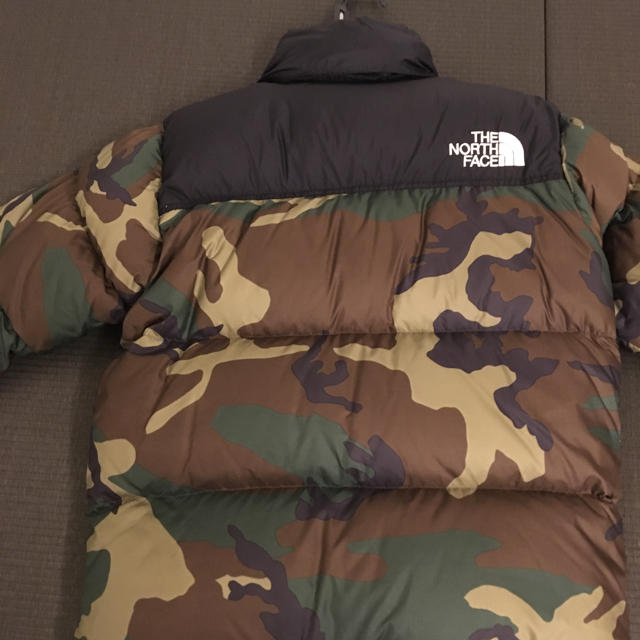 THE NORTH FACE(ザノースフェイス)のノースフェイス  ヌプシ　ダウンジャケット メンズのジャケット/アウター(ダウンジャケット)の商品写真