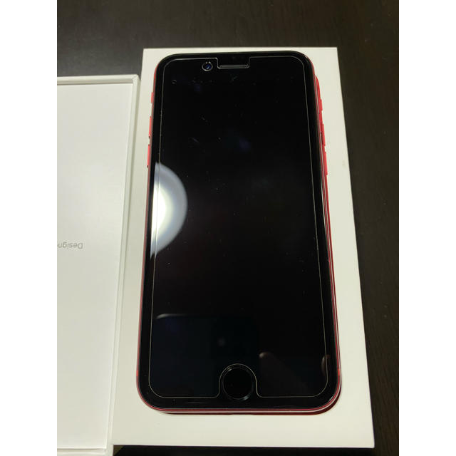 Apple(アップル)の【傷なし美品】iPhone8 64GB RED スマホ/家電/カメラのスマートフォン/携帯電話(スマートフォン本体)の商品写真