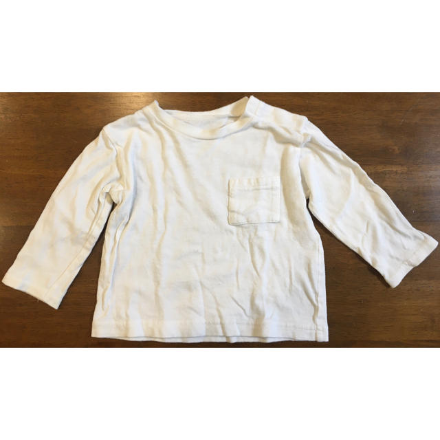 MUJI (無印良品)(ムジルシリョウヒン)の無印良品 80cm 白色 長袖ロングTシャツ キッズ/ベビー/マタニティのベビー服(~85cm)(Ｔシャツ)の商品写真