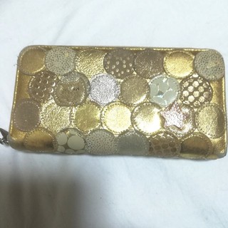 ツモリチサト(TSUMORI CHISATO)のお値下げツモリチサトマルチドットラウンドゴールド長財布(財布)