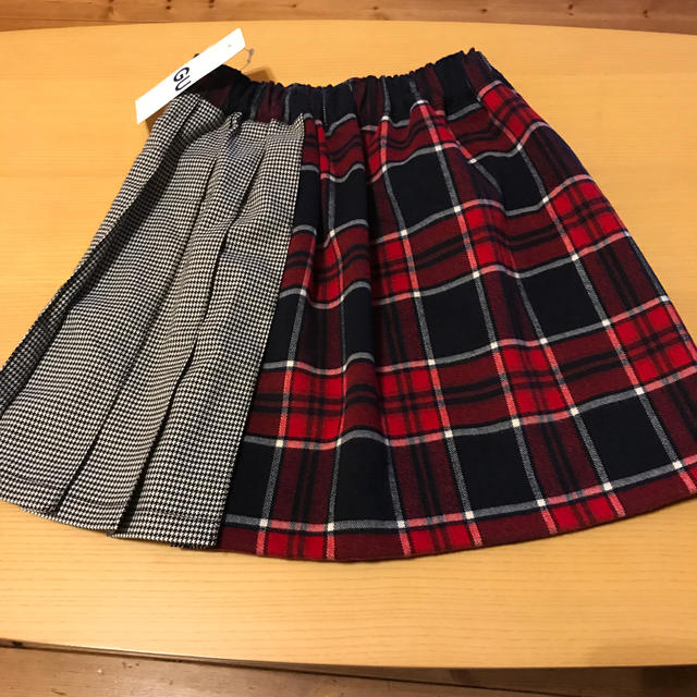 GU(ジーユー)のチェック切り替えスカート キッズ/ベビー/マタニティのキッズ服女の子用(90cm~)(スカート)の商品写真