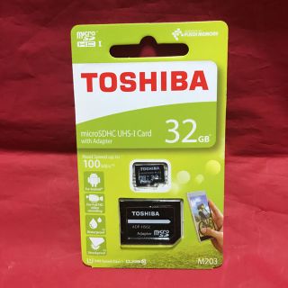 トウシバ(東芝)のTOSHIBA 東芝 SD変換アダプタ付 micro SD カード 32gb(その他)