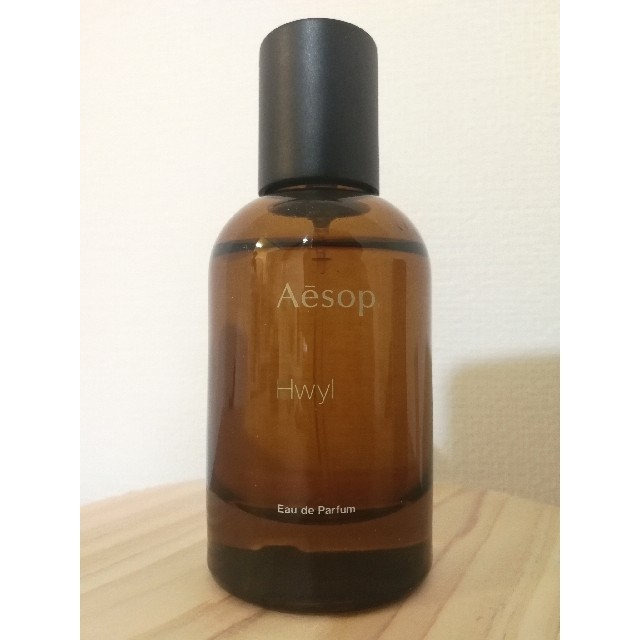 Aesop(イソップ)のAesop ヒュイル オードパルファム コスメ/美容の香水(ユニセックス)の商品写真