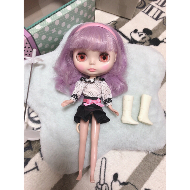 Takara Tomy(タカラトミー)のシンプリー ライラック ✿ ブライス Blythe ハンドメイドのぬいぐるみ/人形(人形)の商品写真